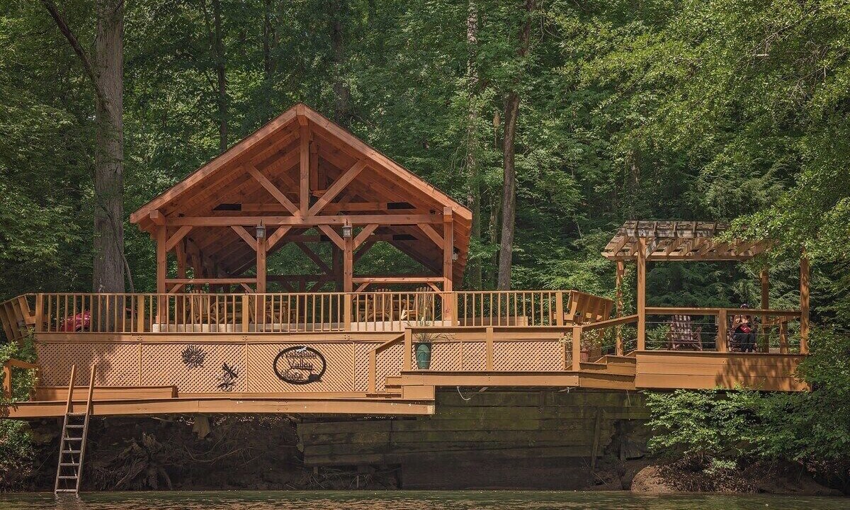 Photo of Outdoor in Benton