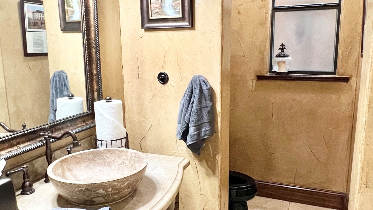 Photo of Bathroom in Park Cities