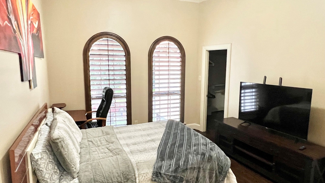 Photo of Bedroom in Park Cities