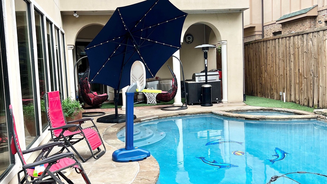 Photo of Outdoor in Park Cities