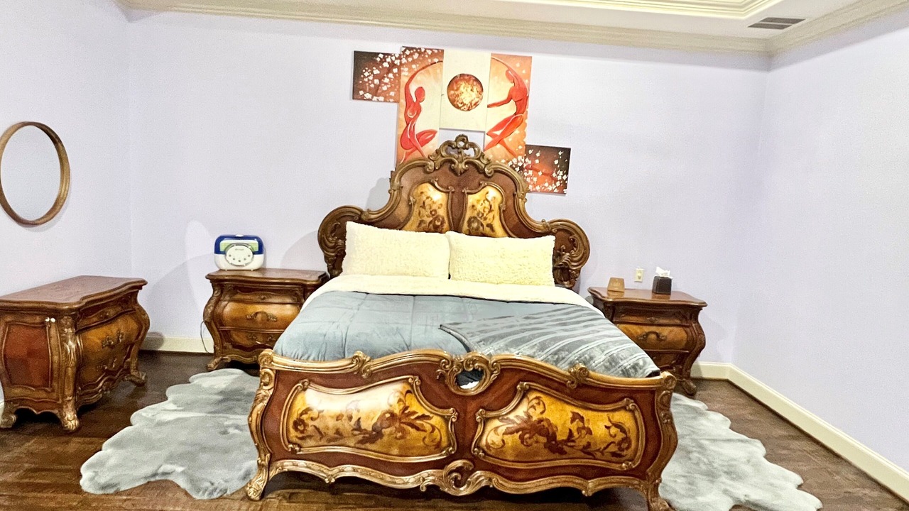 Photo of Bedroom in Park Cities