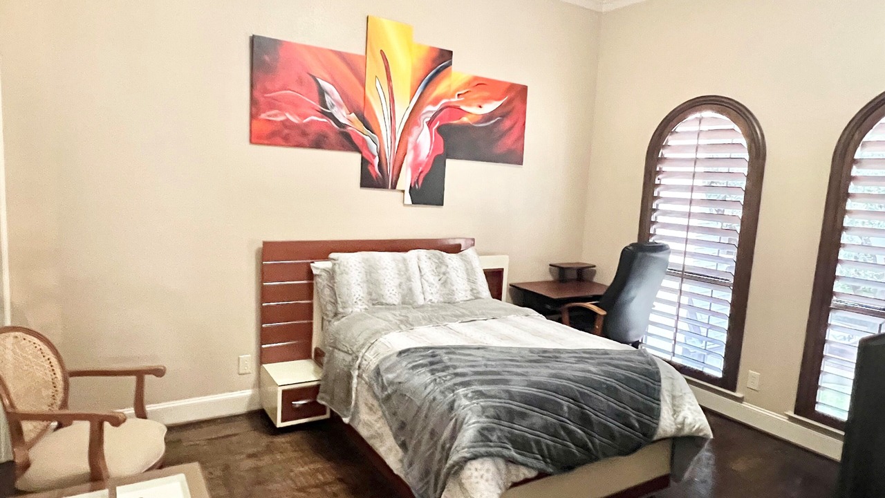 Photo of Bedroom in Park Cities