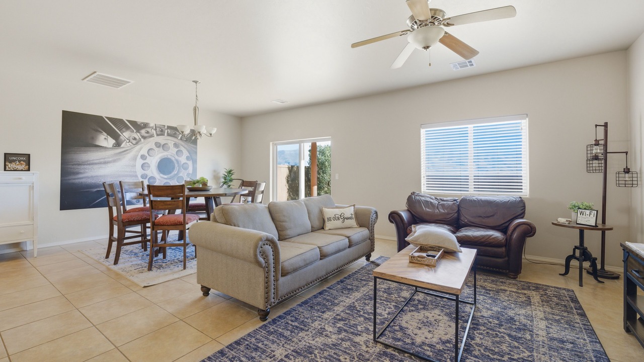 Photo of Livingroom in Alamogordo