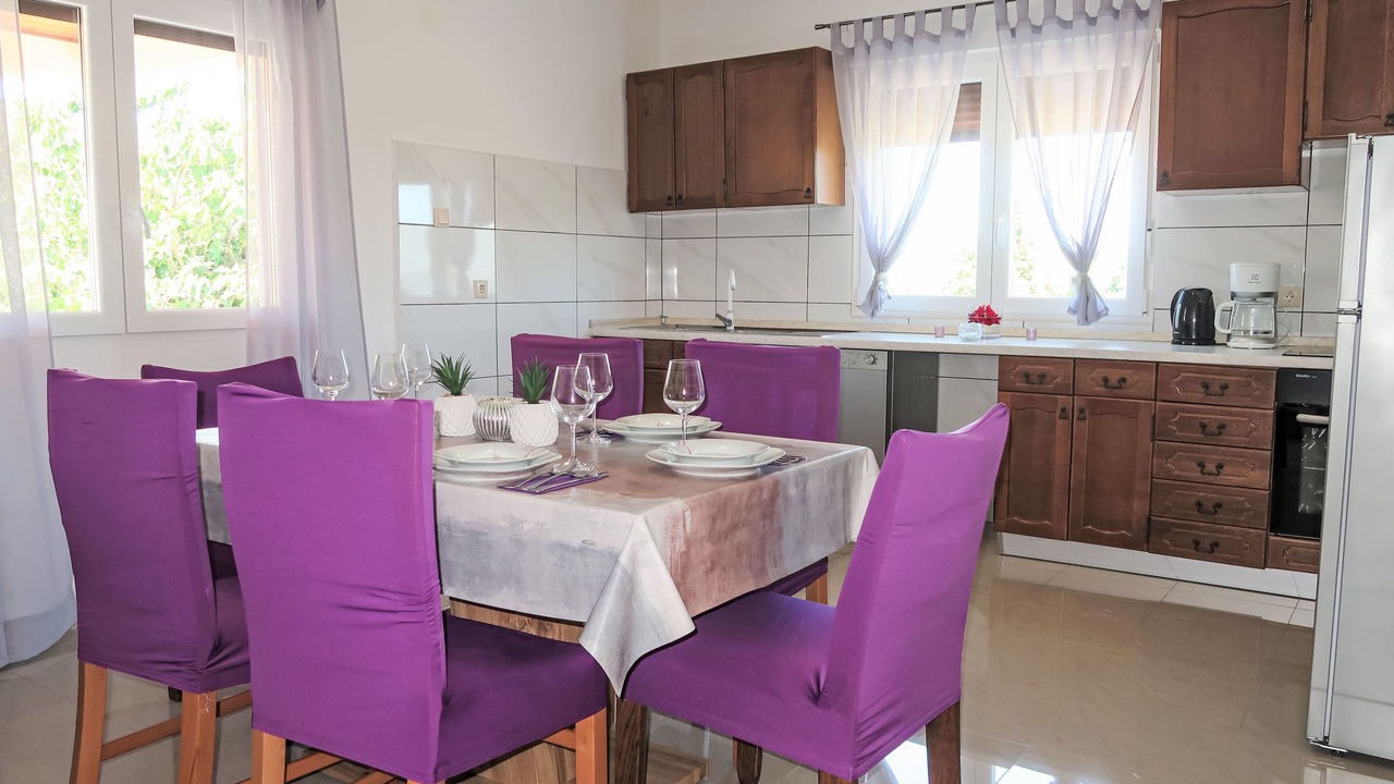 Photo of Bedroom in Pican