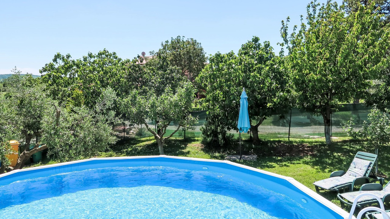 Photo of Outdoor in Pican