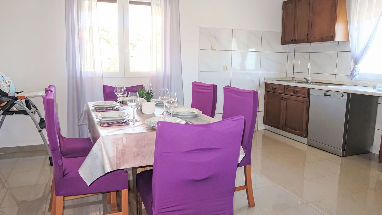 Photo of Bedroom in Pican