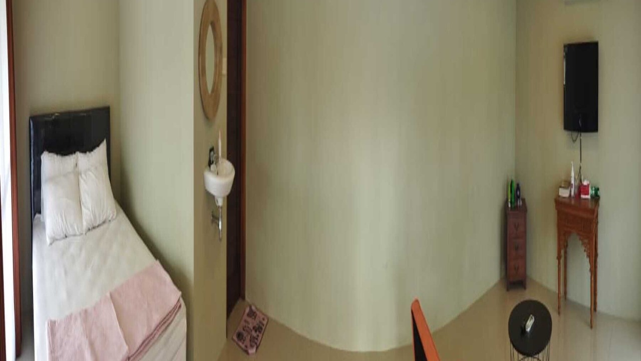 Photo of Bedroom in Pakem