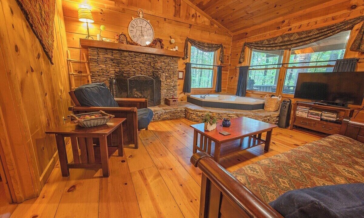 Photo of Bedroom in Benton