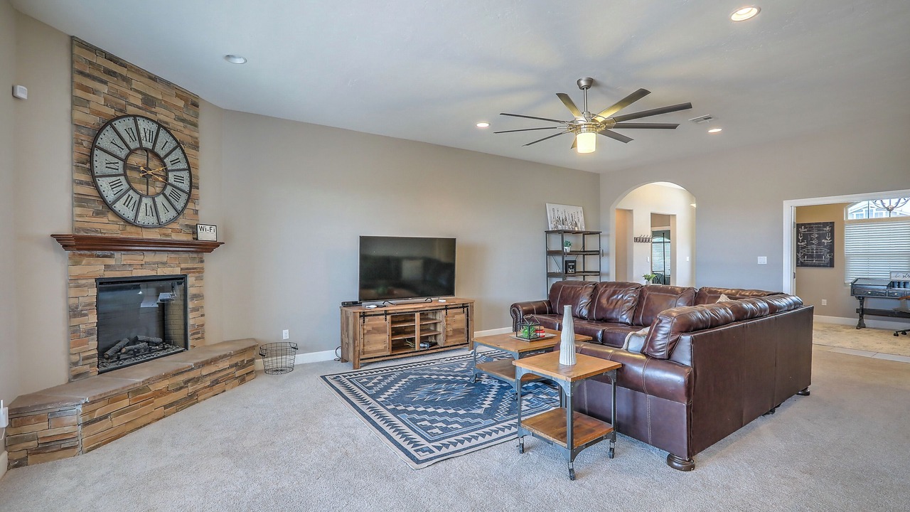 Photo of Livingroom in Alamogordo