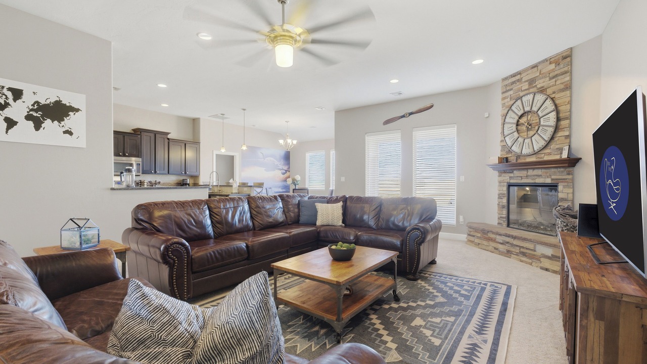 Photo of Livingroom in Alamogordo