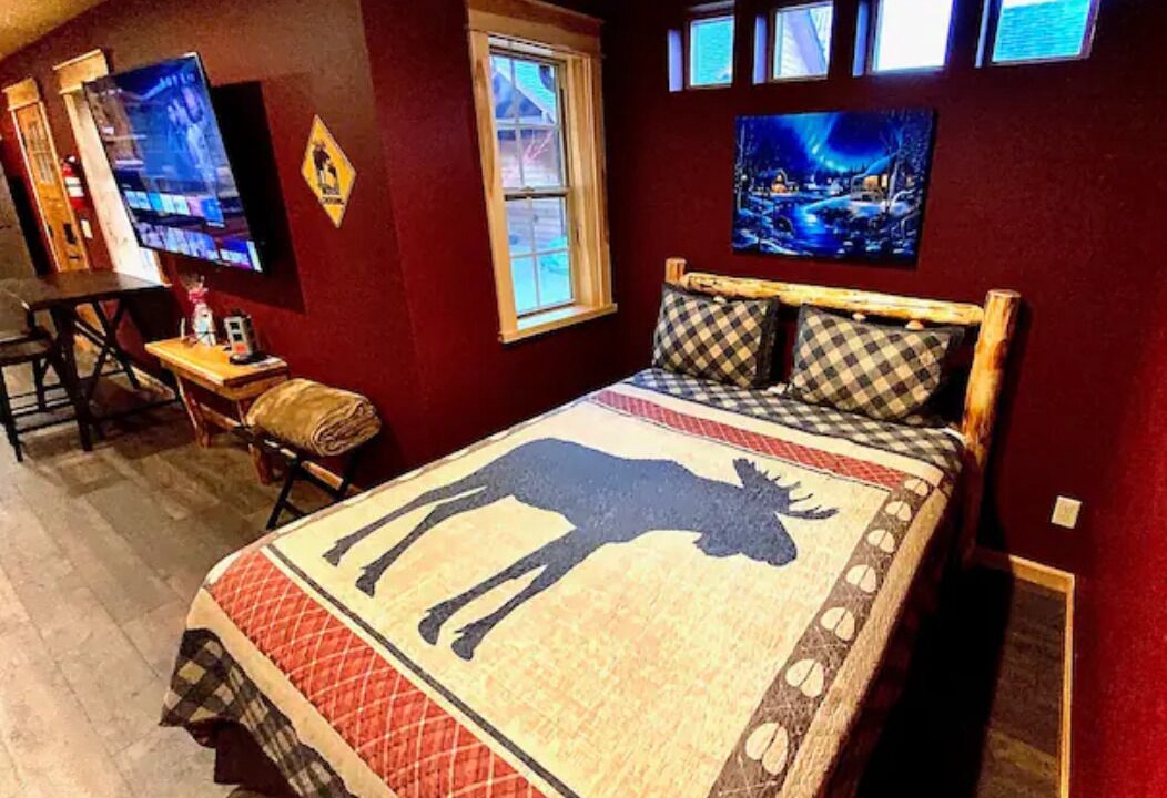 Photo of Bedroom in Grants Pass