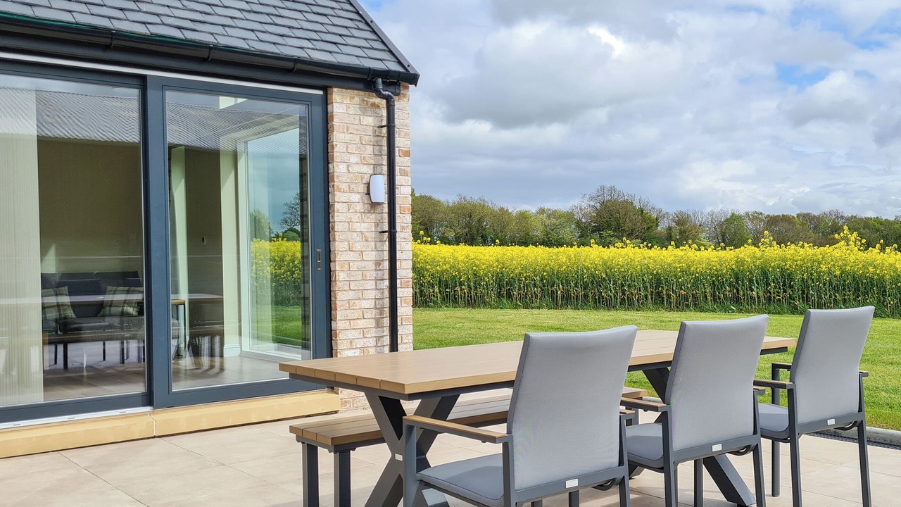 Photo of Others in Linlithgow