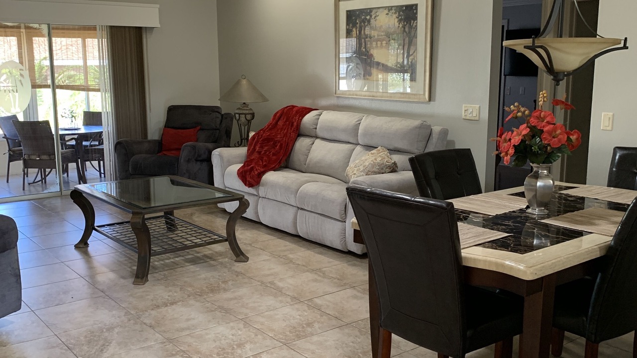 Photo of Livingroom in Virginia Trace