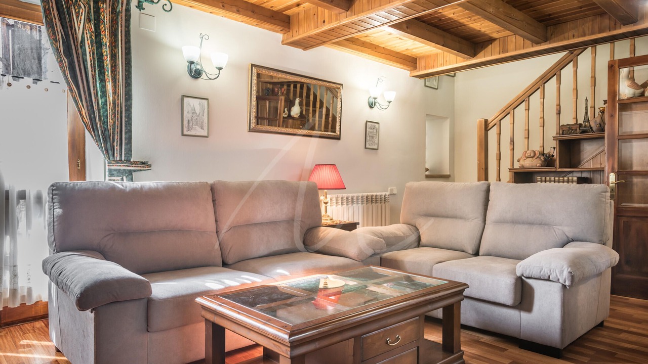 Photo of Livingroom in Salardu