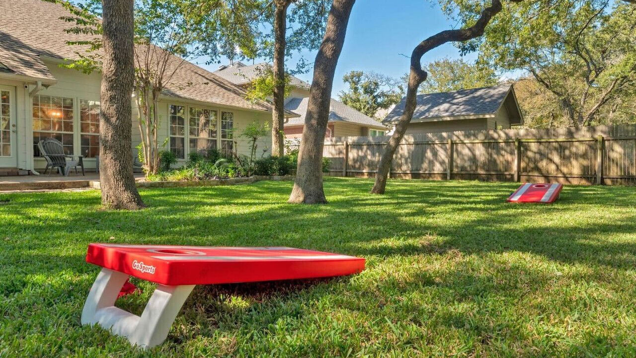 Photo of Outdoor in McNeil