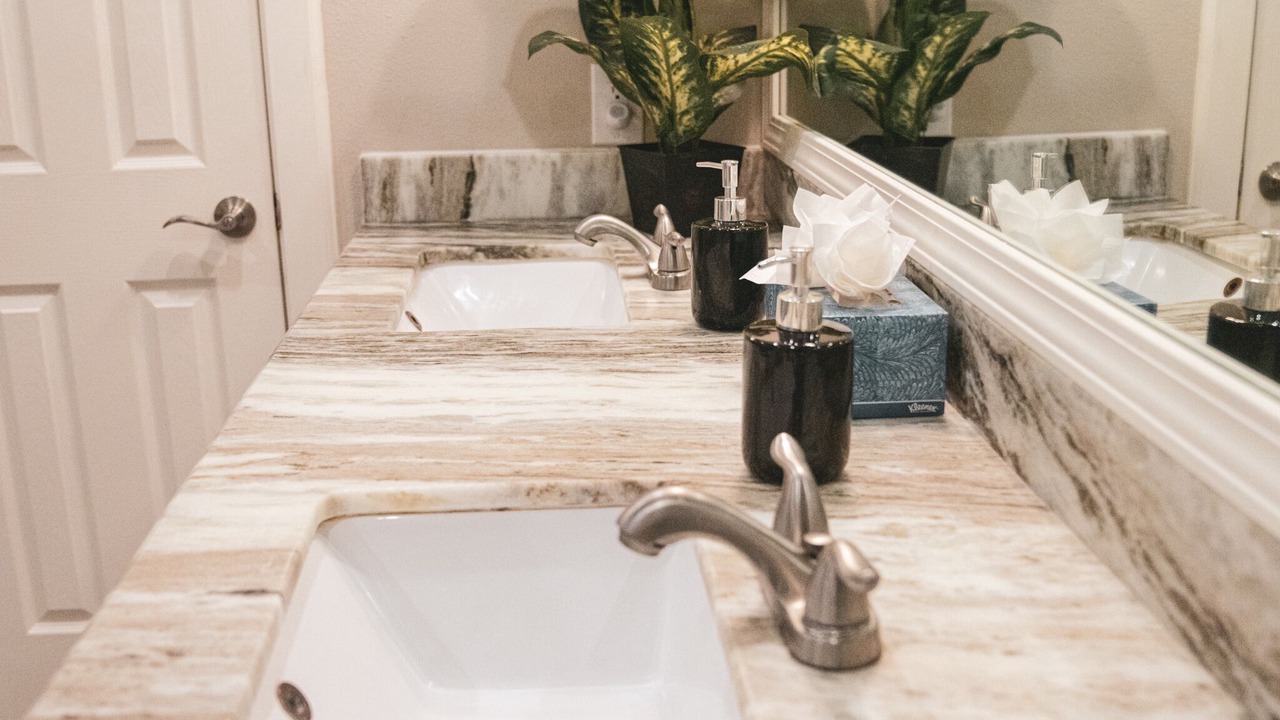 Photo of Bathroom in Klein