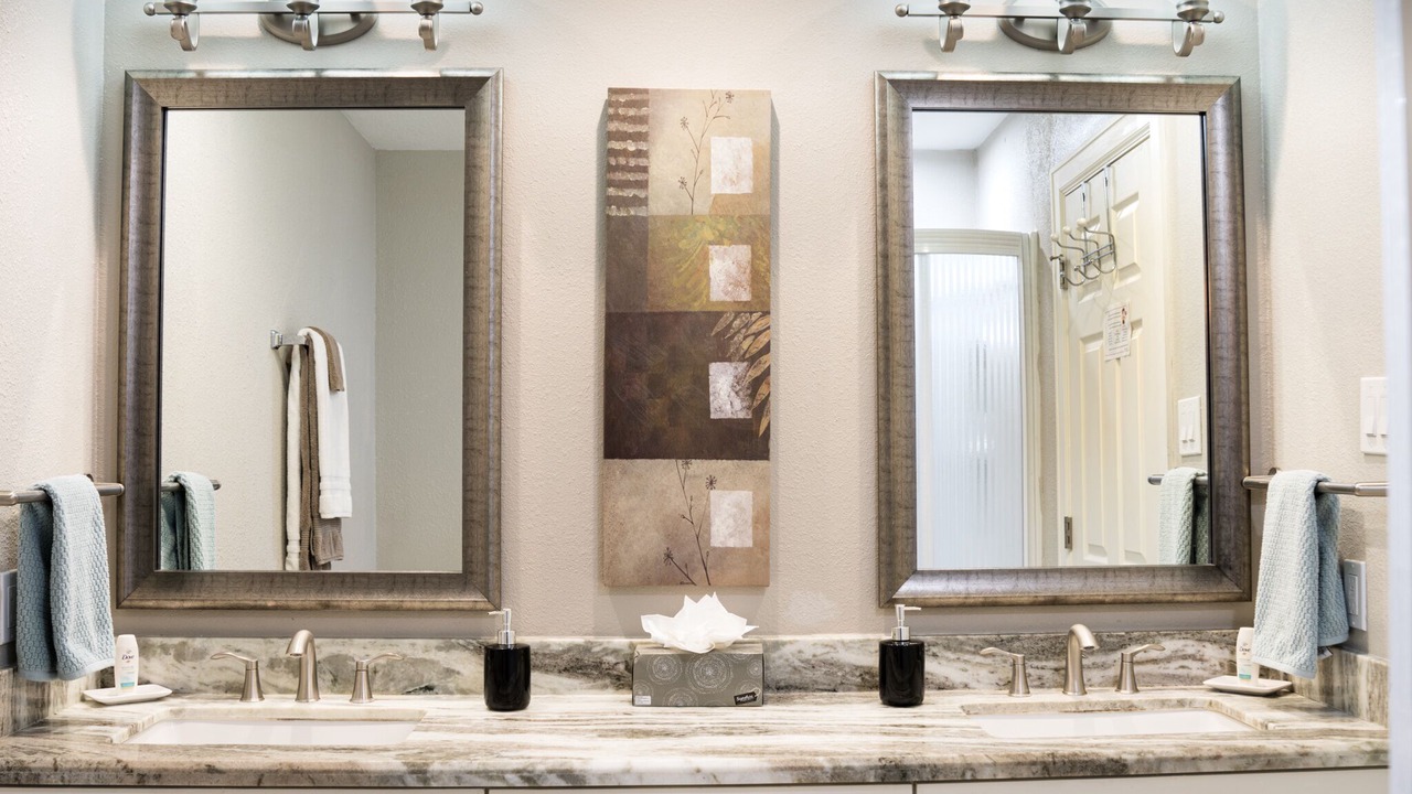 Photo of Bathroom in Klein
