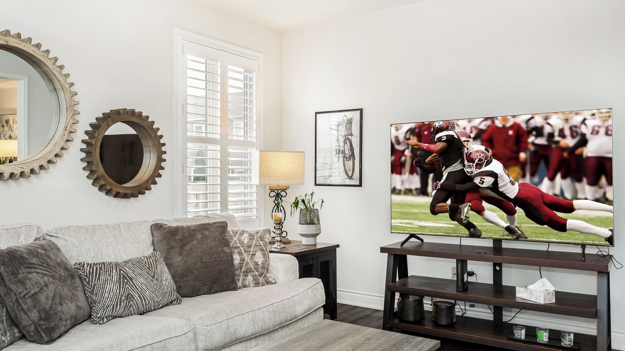 Photo of Livingroom in Milton