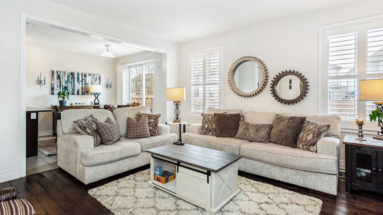 Photo of Livingroom in Milton