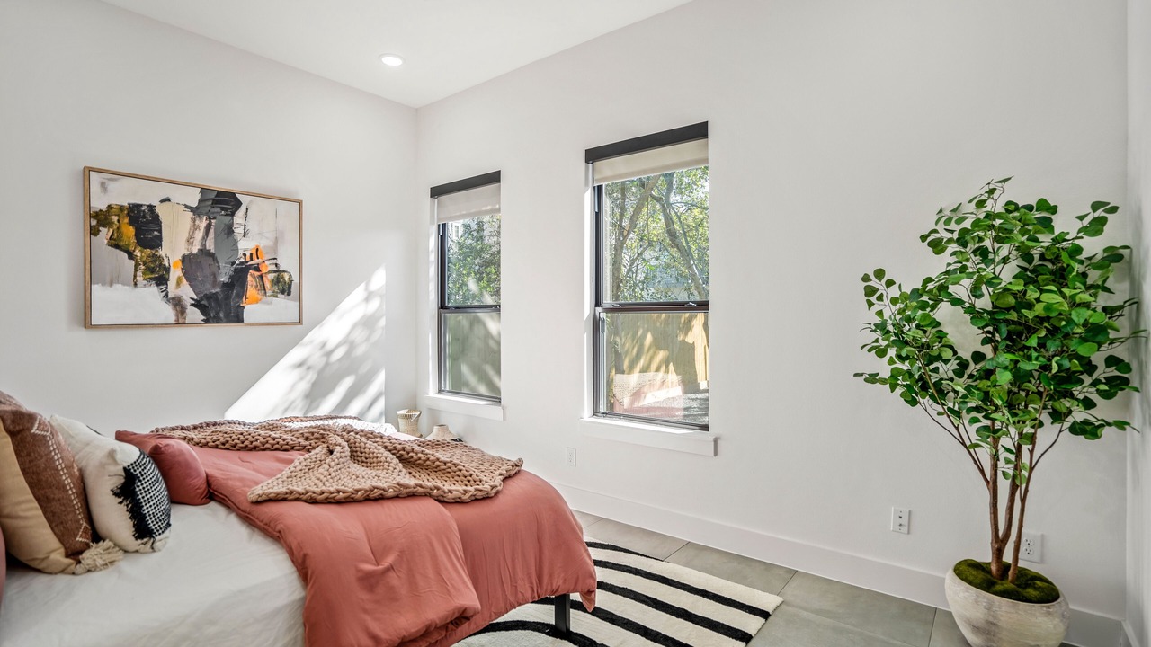 Photo of Bedroom in Greater East End