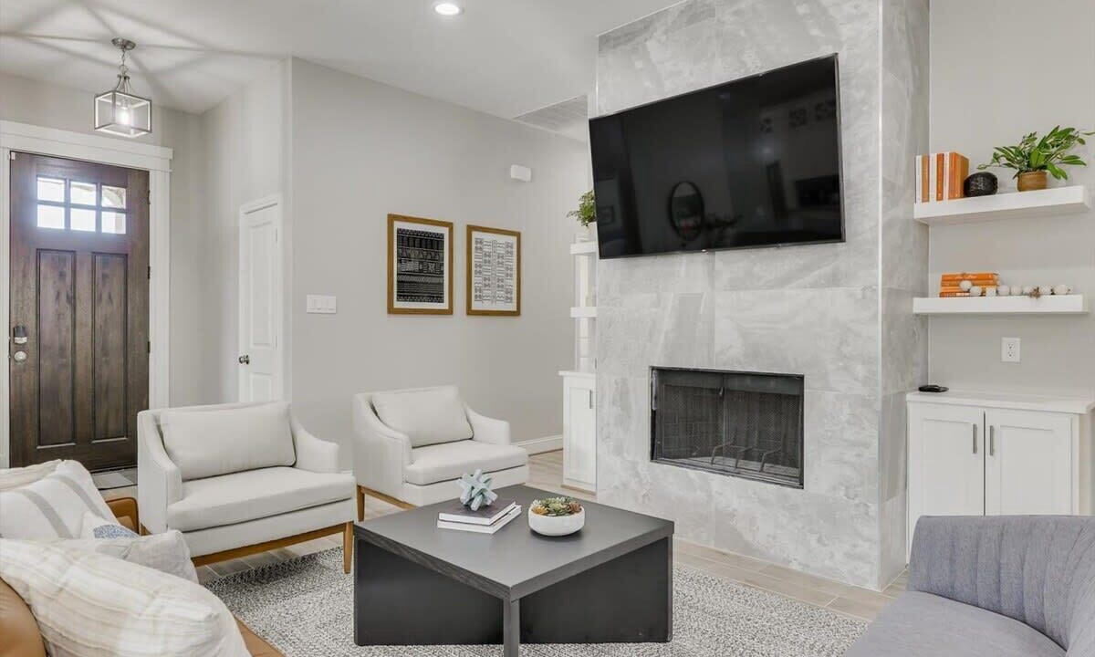 Photo of Livingroom in Rowlett