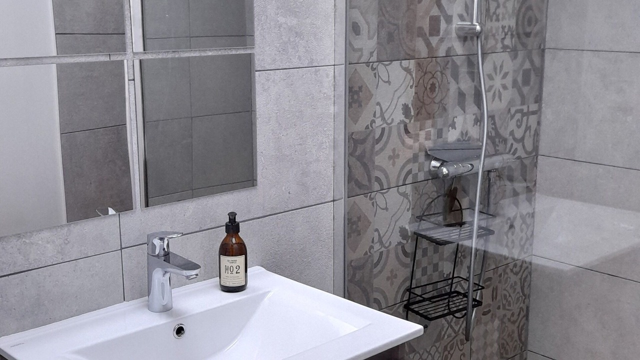 Photo of Bathroom in Pornic