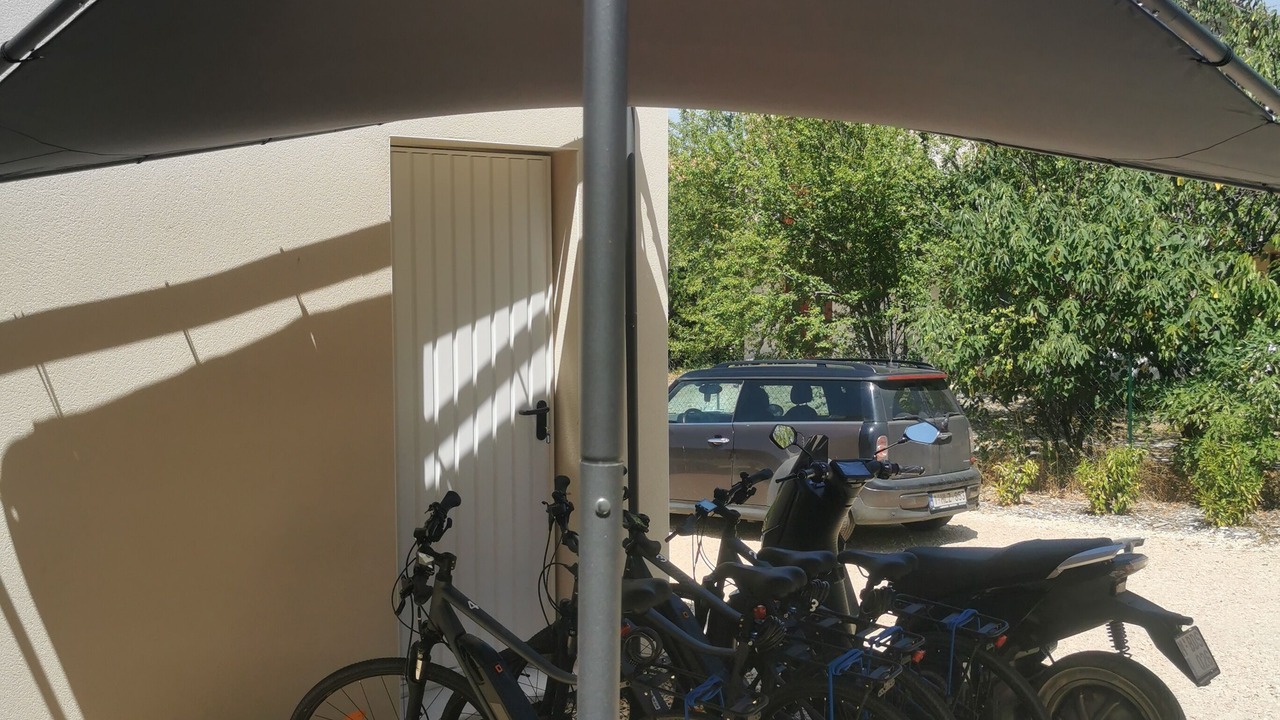 Photo of Outdoor in Saint-Jean-de-Maruejols-et-Avejan