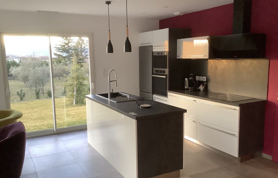 Photo of Kitchen in Saint-Jean-de-Maruejols-et-Avejan