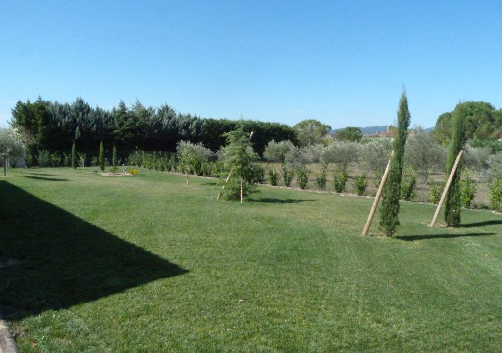 Photo of Outdoor in Saint-Jean-de-Maruejols-et-Avejan