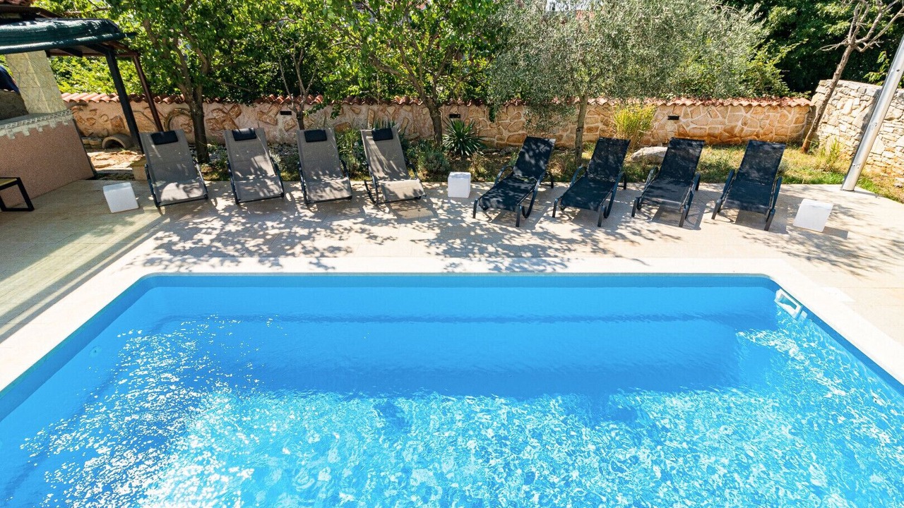 Photo of Outdoor in Segotici