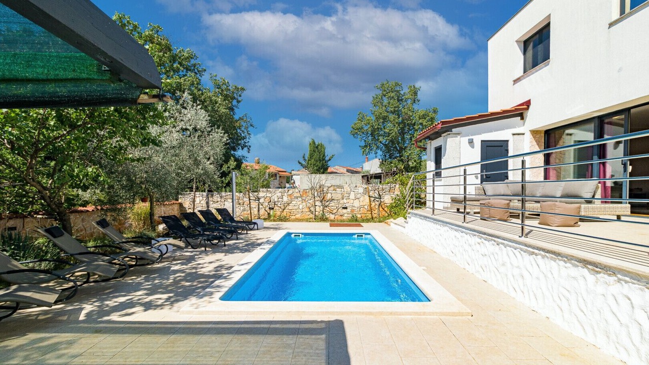 Photo of Outdoor in Segotici