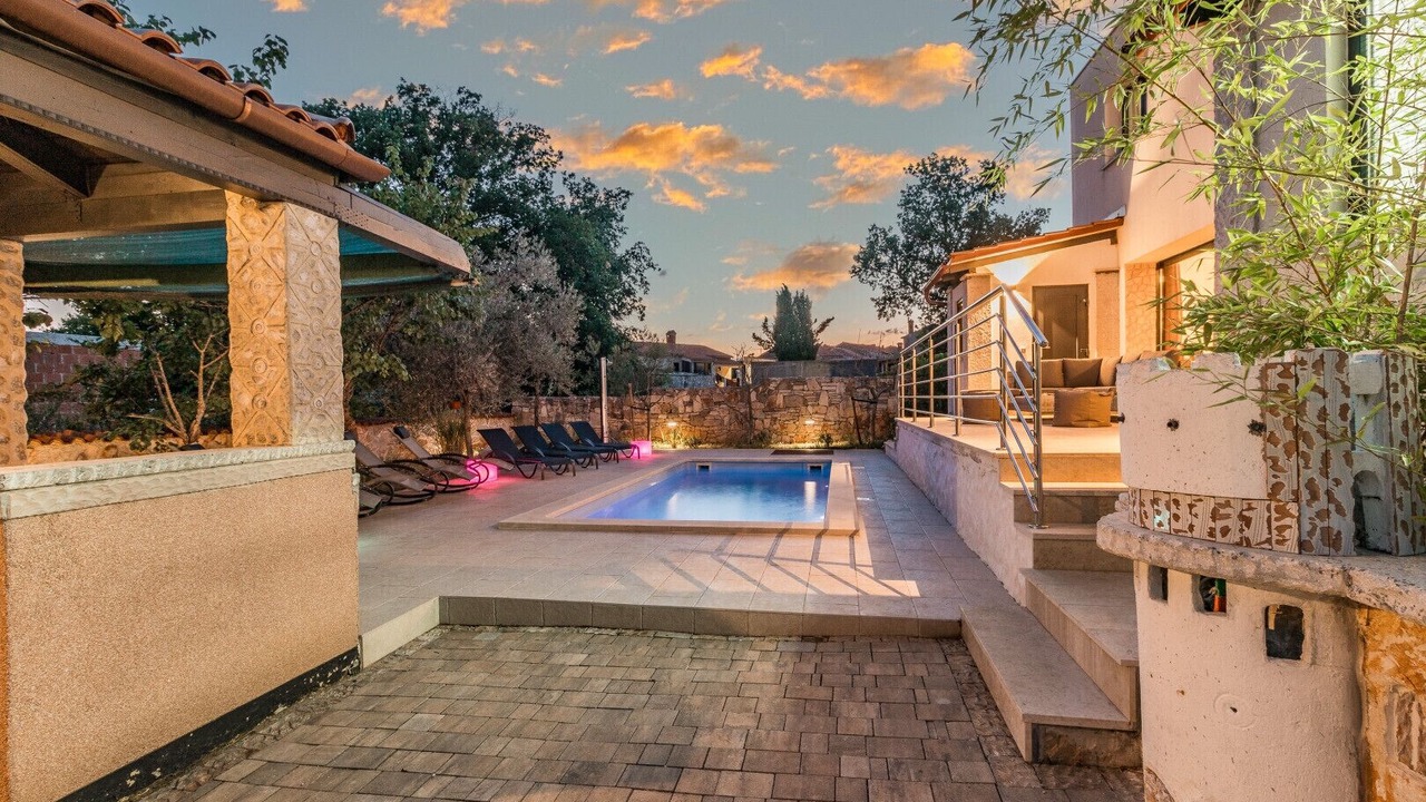 Photo of Outdoor in Segotici