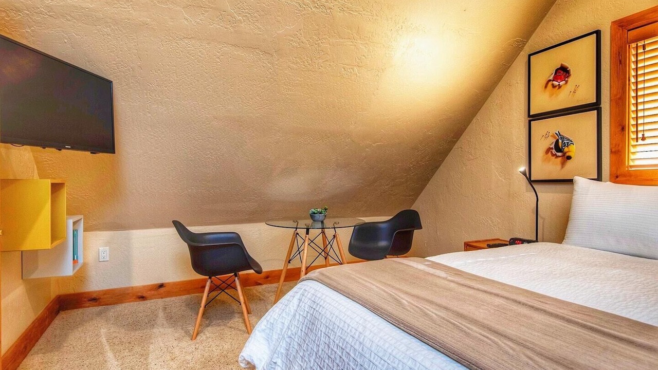 Photo of Bedroom in Ridgewood