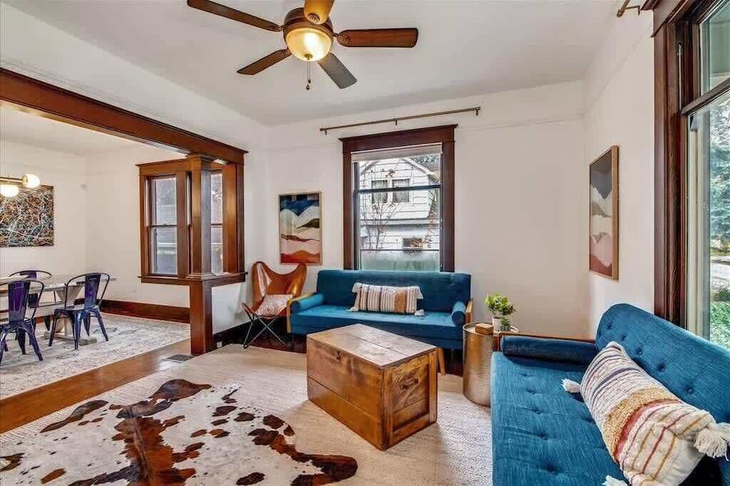 Photo of Livingroom in McMinnville