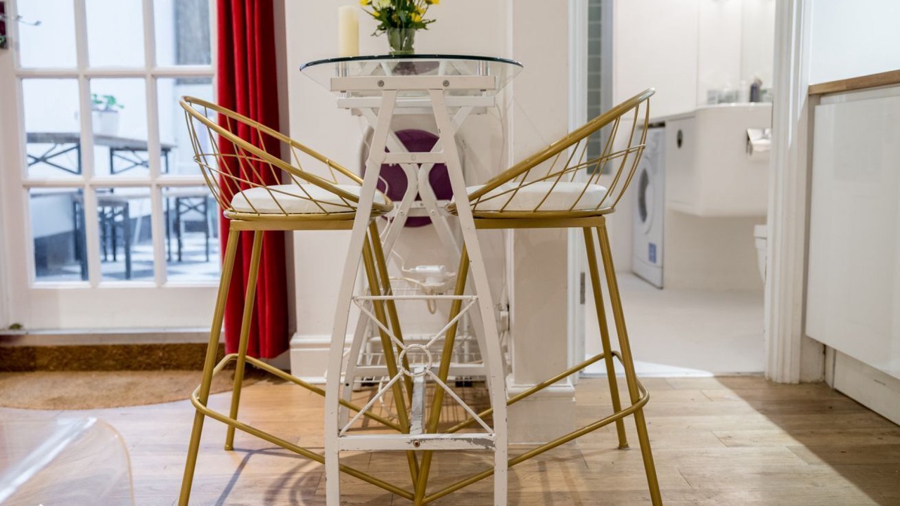 Photo of Others in Shepherd's Bush