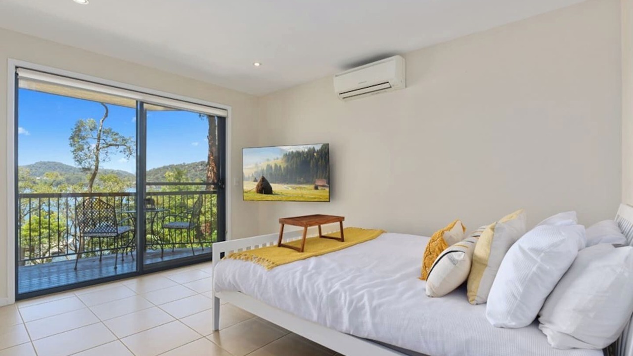 Photo of Bedroom in Bar Point