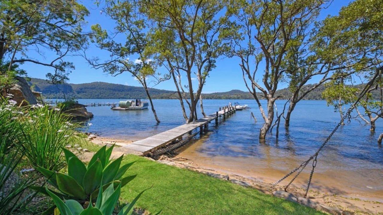 Photo of Others in Bar Point