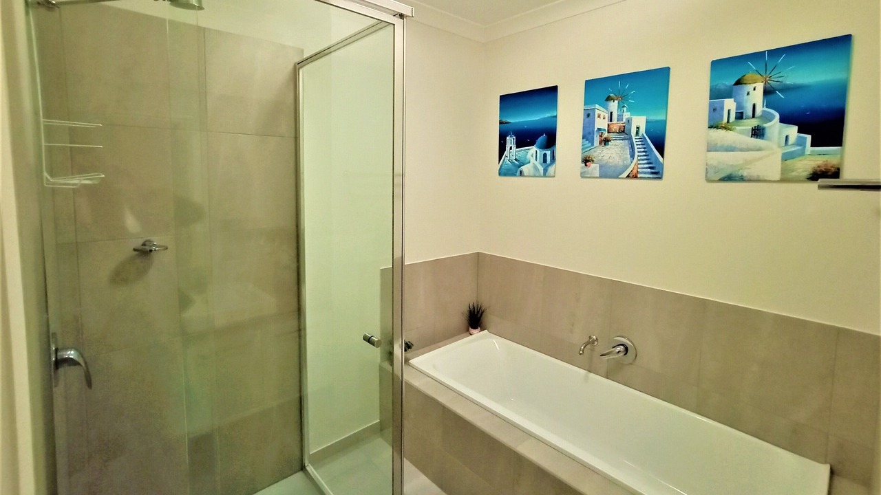 Photo of Bathroom in Thurgoona