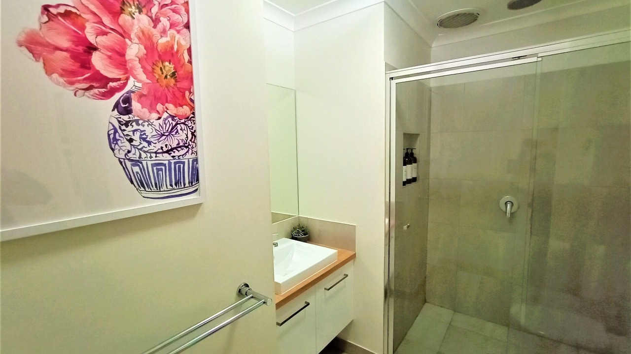 Photo of Bathroom in Thurgoona