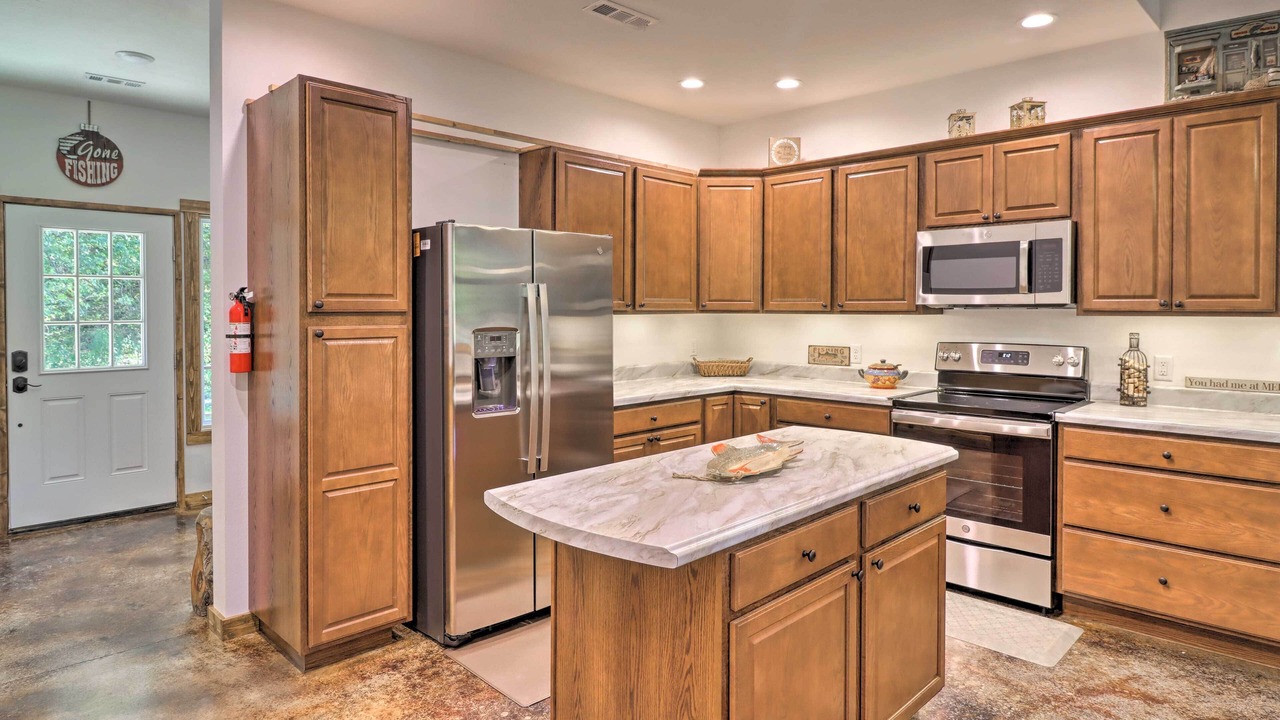 Photo of Others in Lone Rock