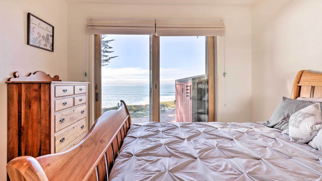 Photo of Bedroom in Point Arena