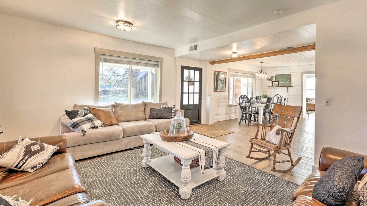 Photo of Livingroom in Blue
