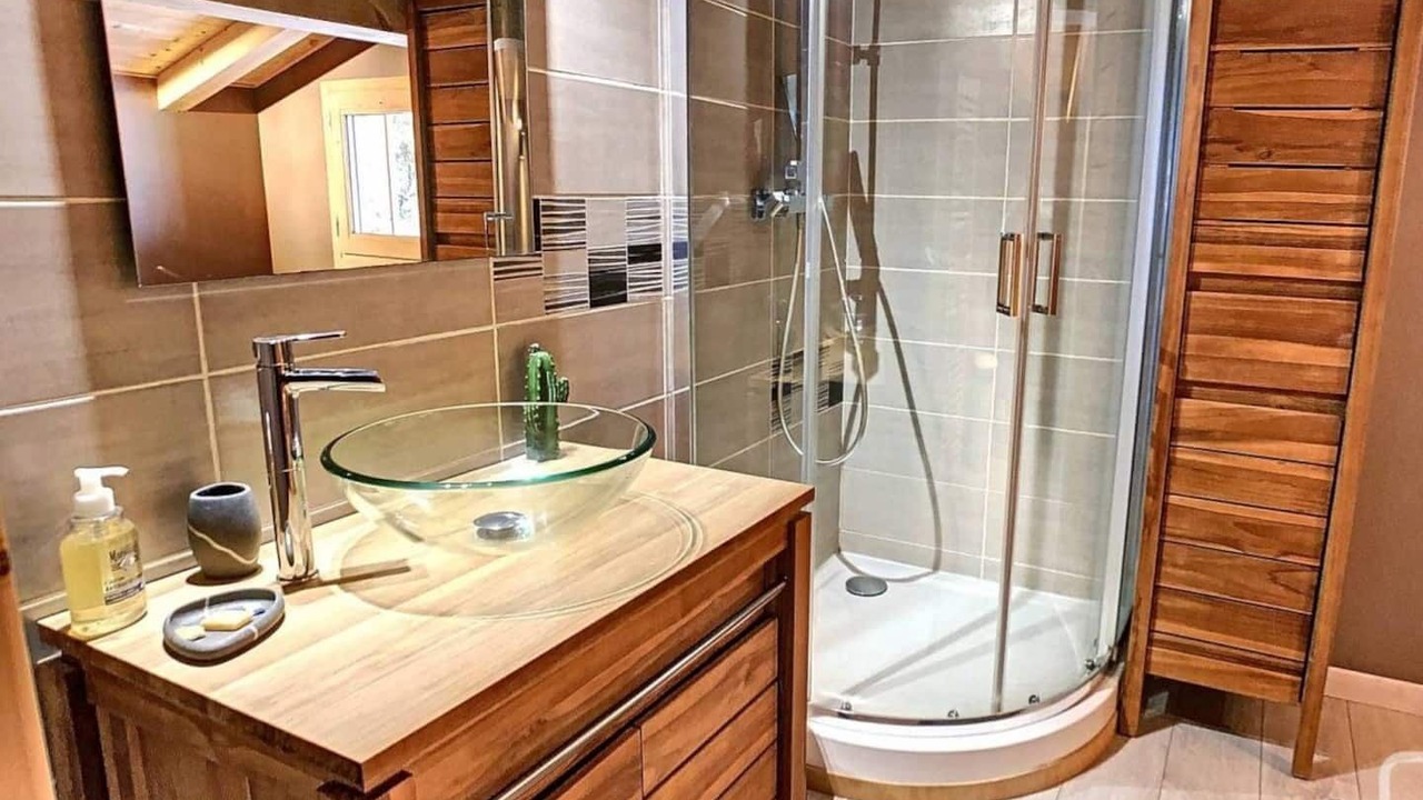 Photo of Bathroom in Les Carroz-d'Araches