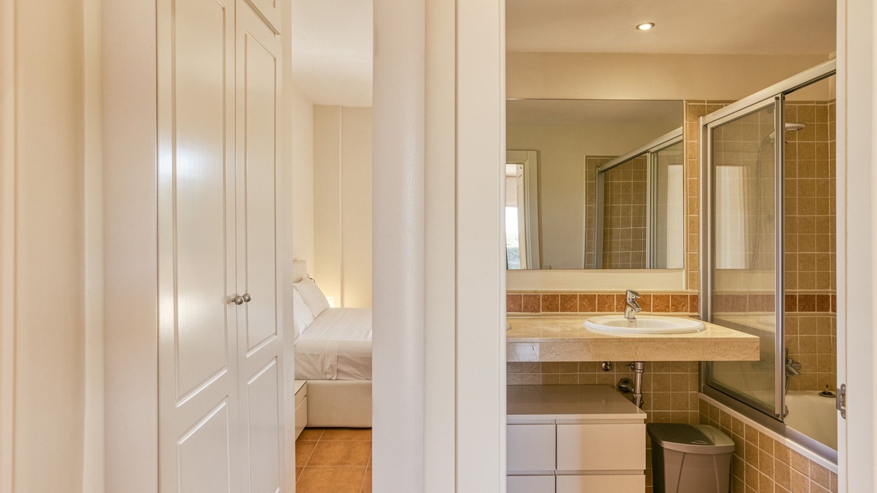 Photo of Bathroom in Navata