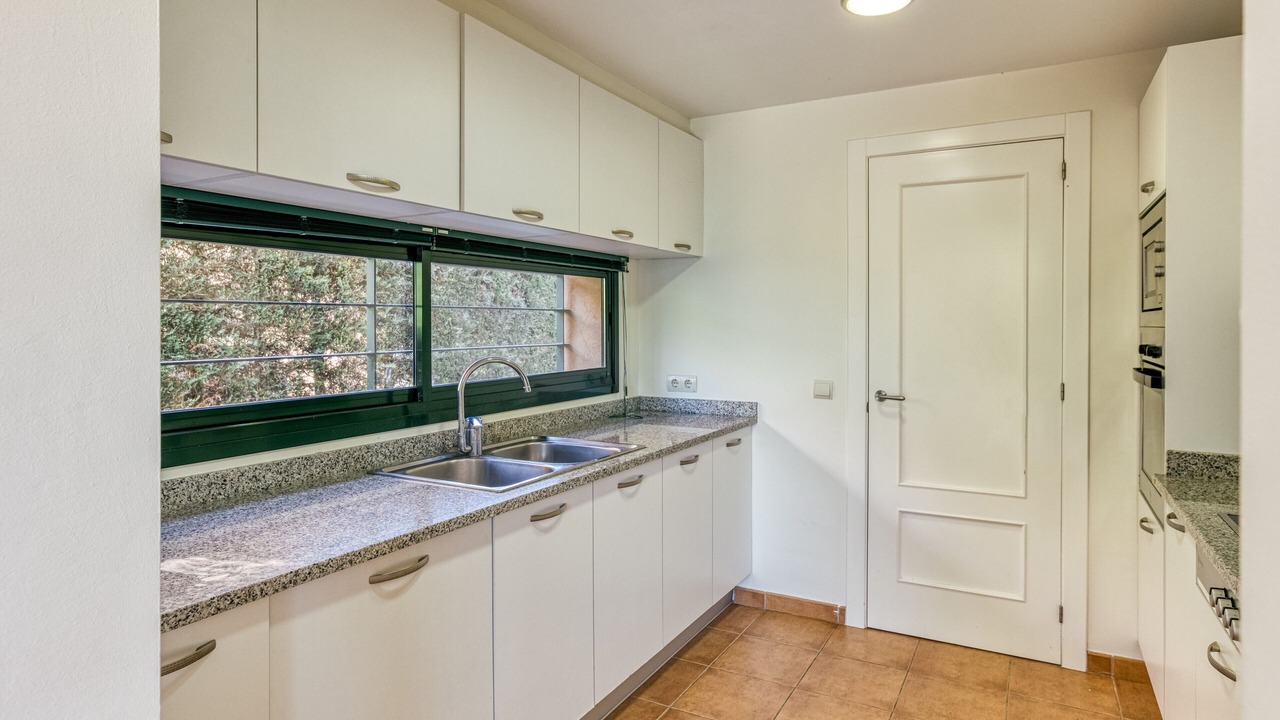 Photo of Kitchen in Navata