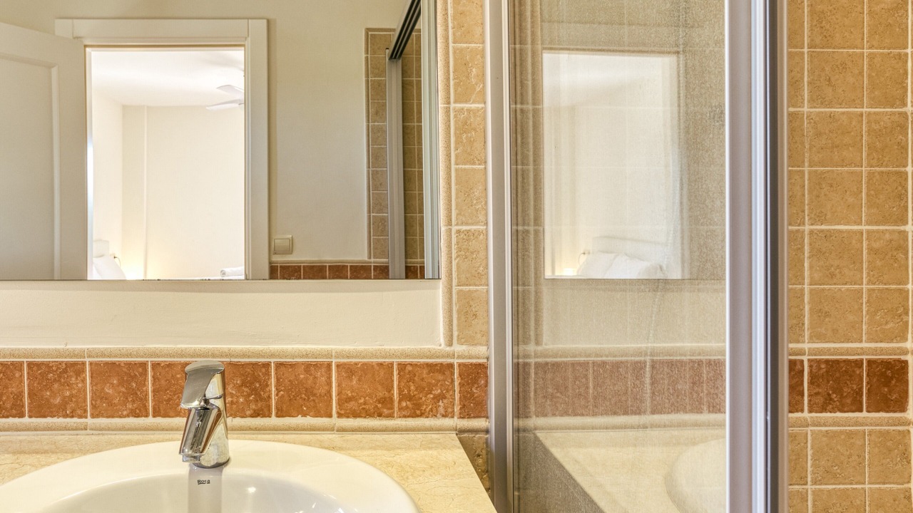 Photo of Bathroom in Navata
