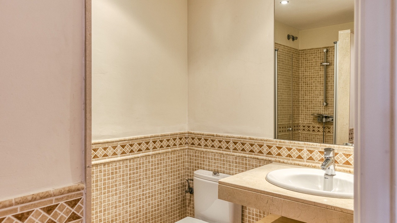 Photo of Bathroom in Navata