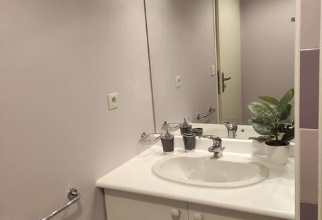 Photo of Bathroom in Lattes