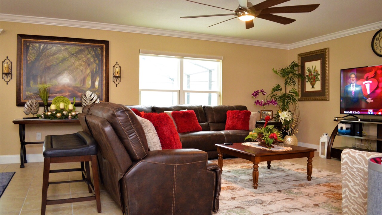 Photo of Livingroom in Crystal Cove