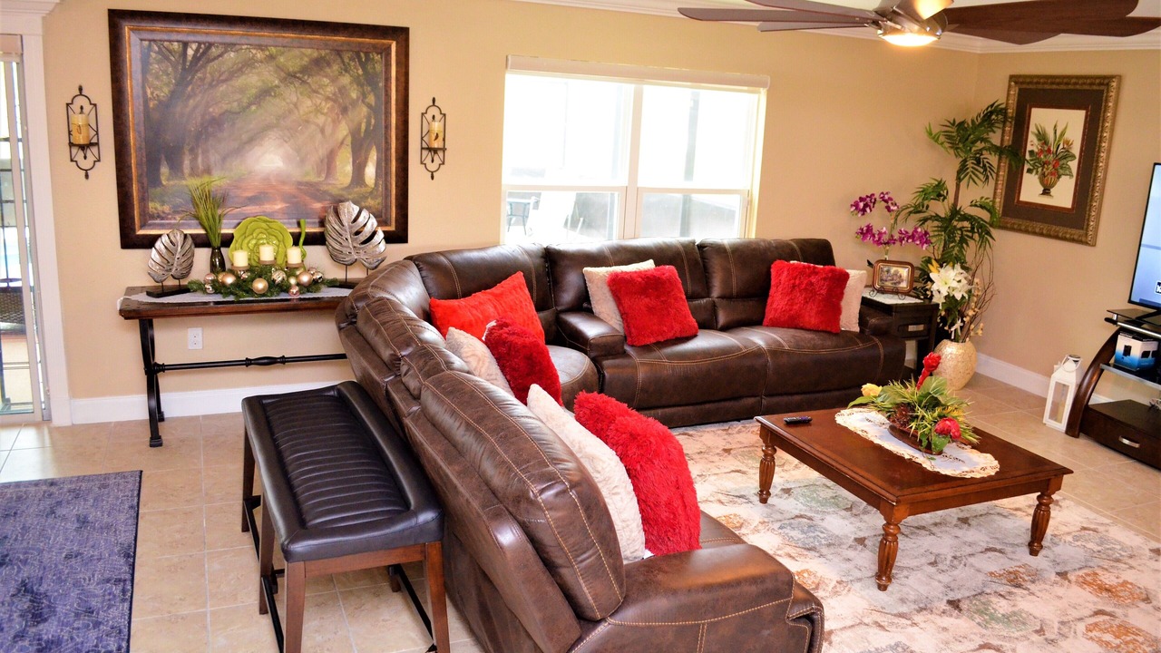 Photo of Livingroom in Crystal Cove